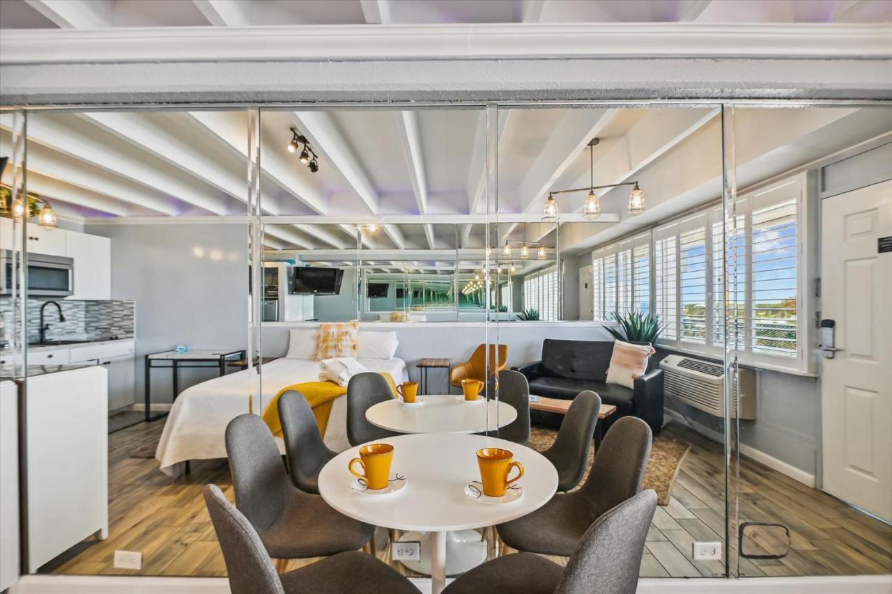 Fontainebleau Terrace #601 By Book That